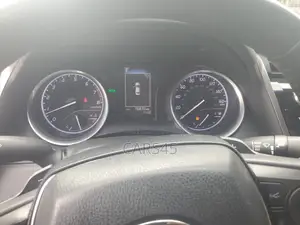 Toyota Camry SE FWD (2.5L 4cyl 8AM) 2018 Brown