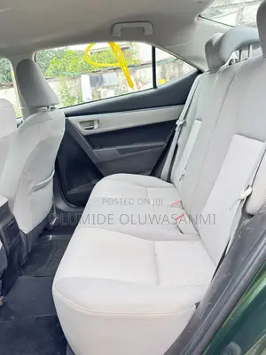 Toyota Corolla LE 4dr Sedan (1.8L 4cyl CVT) 2014 Green