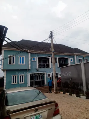 2bdrm Apartment in Ologuneru for rent