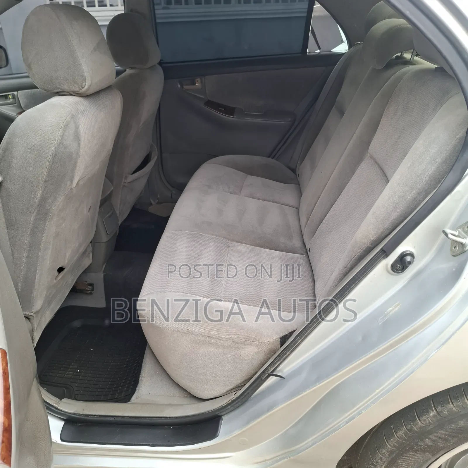 Toyota Corolla 2005 Silver
