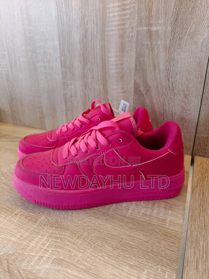 Stylish Pink Sneakers — Bold, Clean Trendy!