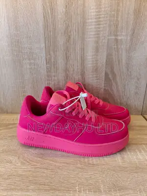 Stylish Pink Sneakers — Bold, Clean Trendy!