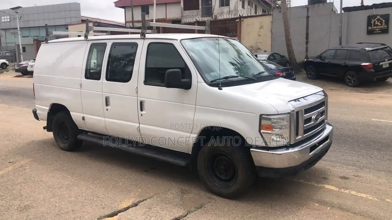 Ford E-250 2012 White