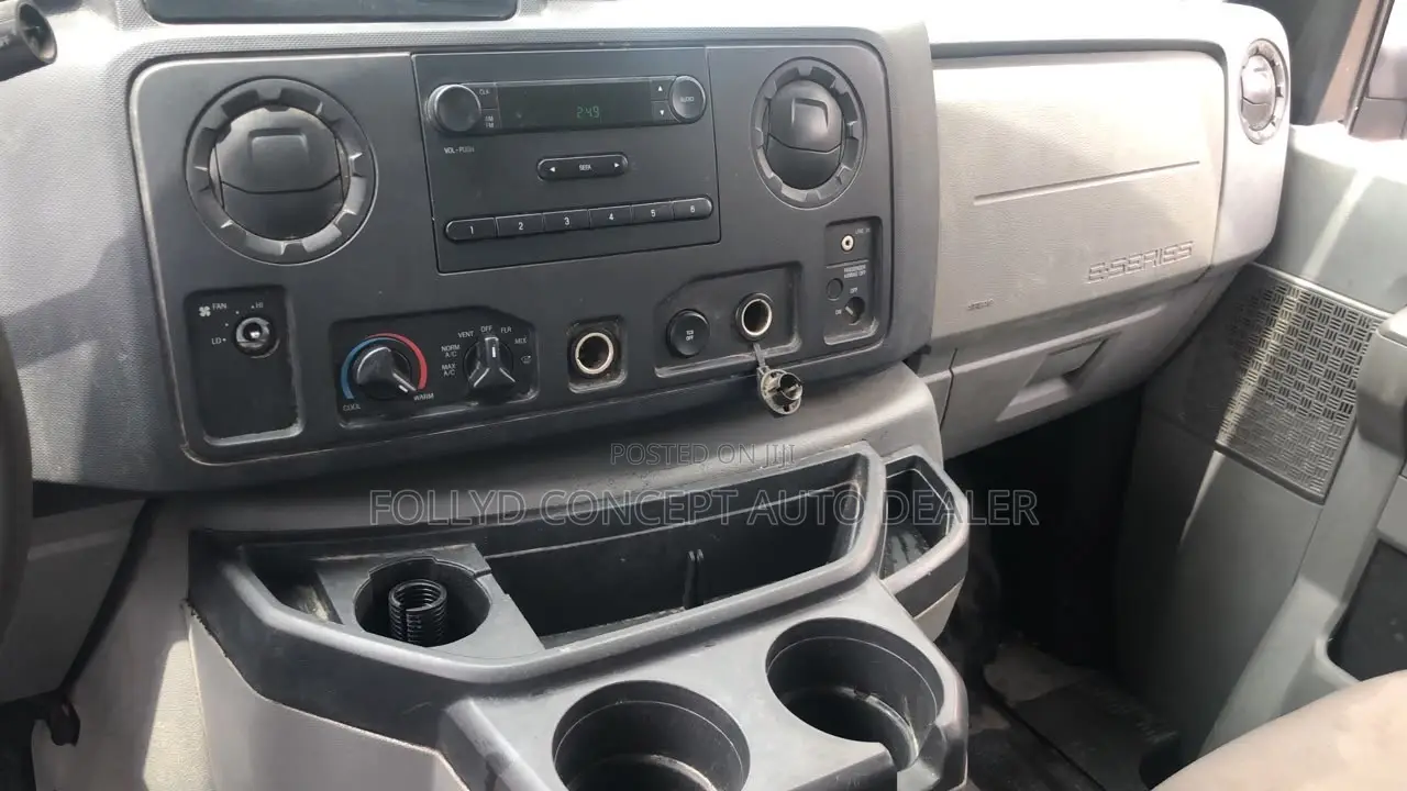 Ford E-250 2012 White