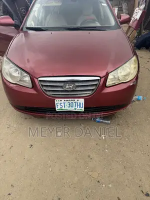 Hyundai Elantra 2009 Red