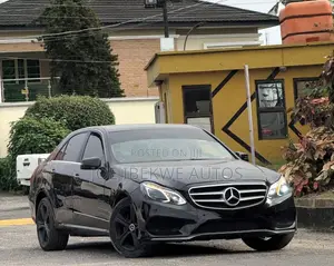 Mercedes-Benz E350 Base 4Matic Sedan AWD (3.5L 6cyl 7A) 2013 Black