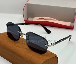 Sleek Cartier/MiuMiu Rimless Sunglasses Transparent
