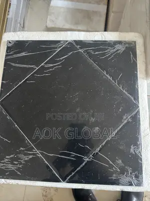 Luxurious Glass Mirror