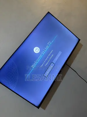 Hisense Smart TV 40 Inches