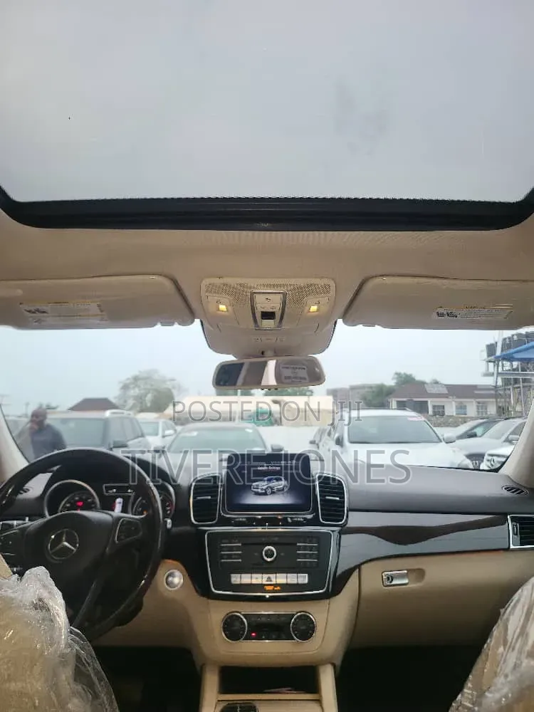 Mercedes-Benz GLE-Class 2017 White