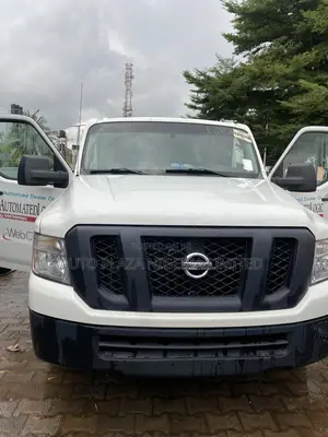 Nissan NV3500 2015 White