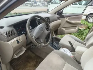 Toyota Corolla 2000 Silver