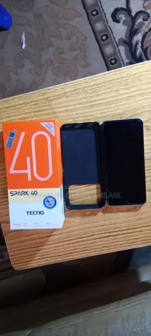 Tecno Spark 40 256 GB Gray