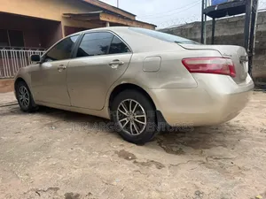 Toyota Camry 2007 Gold