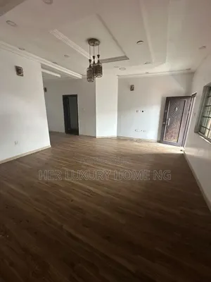 3bdrm Apartment in Osapa London for rent