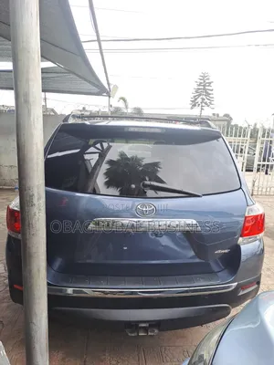 Toyota Highlander 2012 Blue