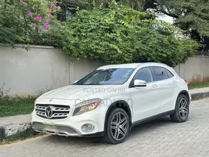 Mercedes-Benz GLA 250 2018 White
