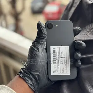 Apple iPhone 16e 128 GB Black