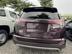 Toyota RAV4 Limited FWD (2.5L 4cyl 6A) 2016 Brown