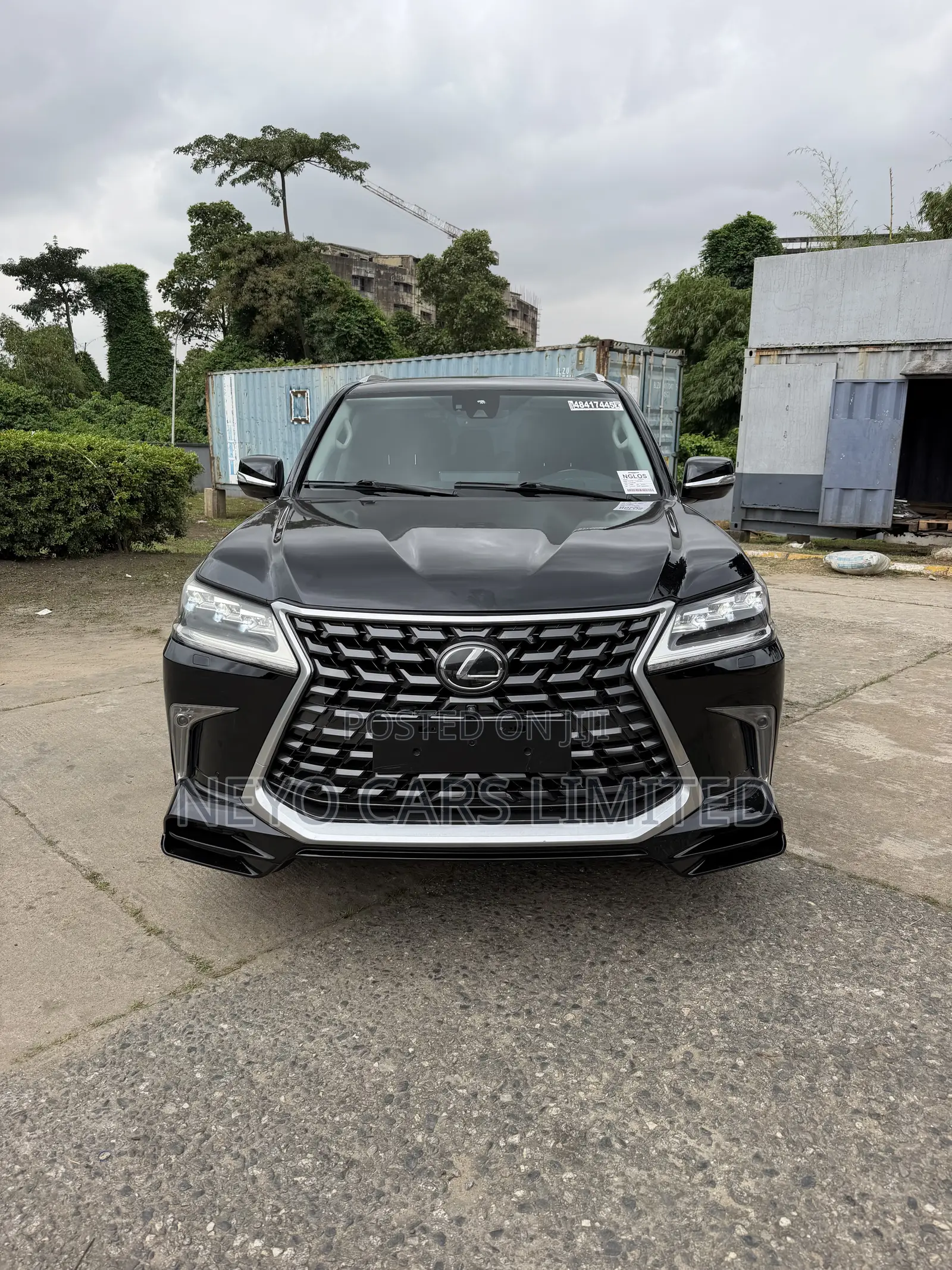 Lexus LX 570 AWD 2017 Black