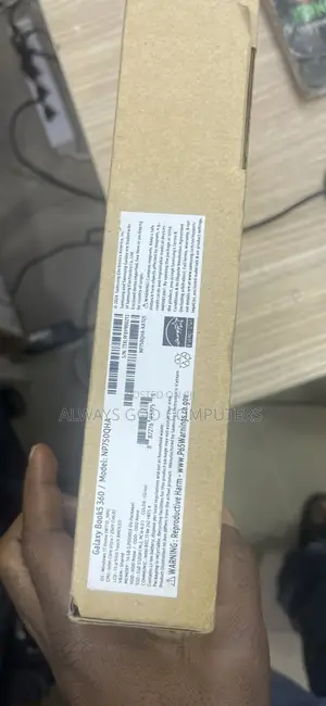 New Laptop Samsung 16GB Intel Core Ultra 7 SSD 512GB