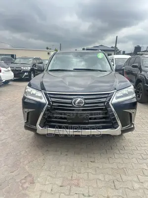 Lexus LX 2017 Black