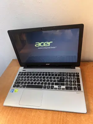 Laptop Acer Aspire V3-572G 8GB Intel Core i7 HDD 250GB