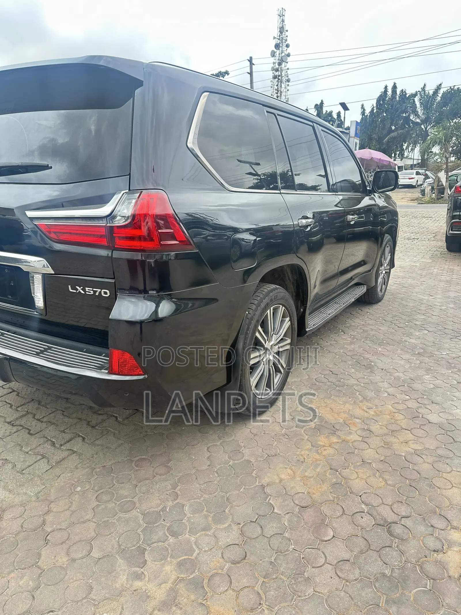 Lexus LX 2017 Black