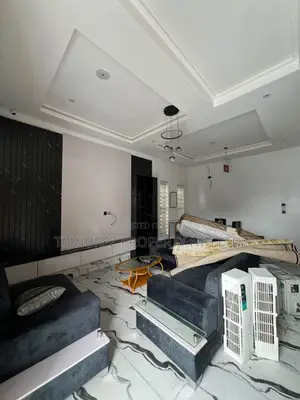 Furnished 4bdrm Duplex in Chevron for rent