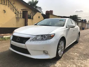 Lexus ES 2014 White