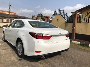 Lexus ES 2014 White