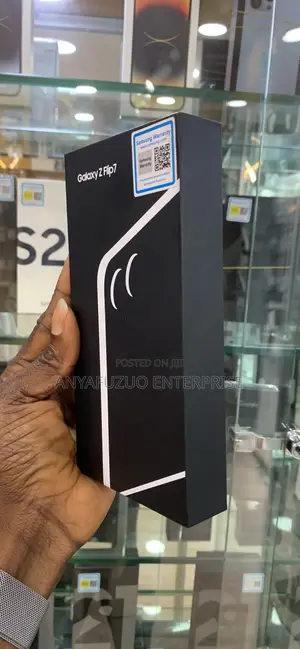 New Samsung Galaxy Z Flip7 512 GB Black