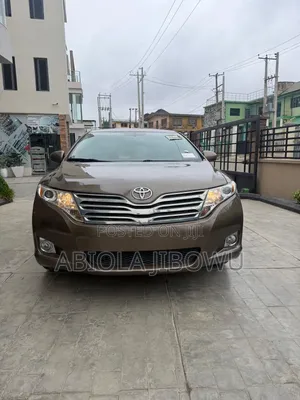 Toyota Venza V6 AWD 2011 Brown
