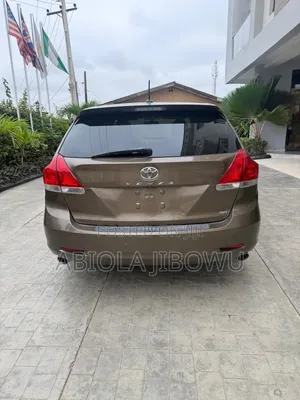 Toyota Venza V6 AWD 2011 Brown