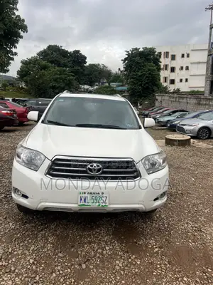 Toyota Highlander Limited 2010 White