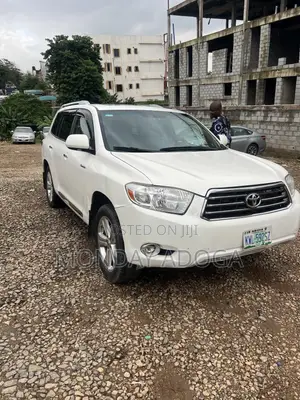 Toyota Highlander Limited 2010 White