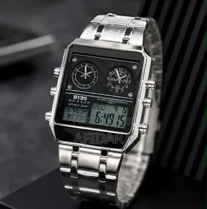 Display Watch Silver Black Chain Design