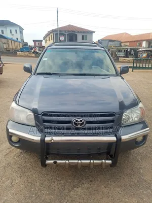 Toyota Highlander 2005 Gray