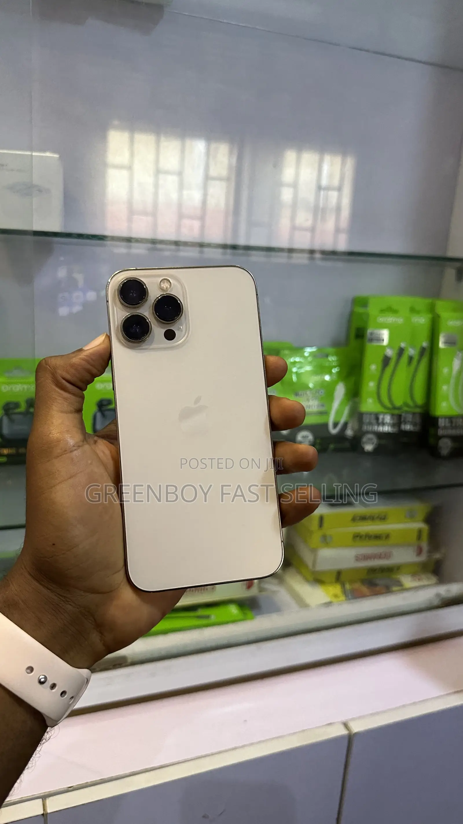 Apple iPhone 13 Pro Max 1 TB Gold