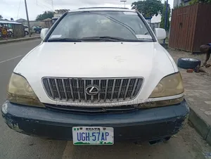 Lexus RX 2001 White
