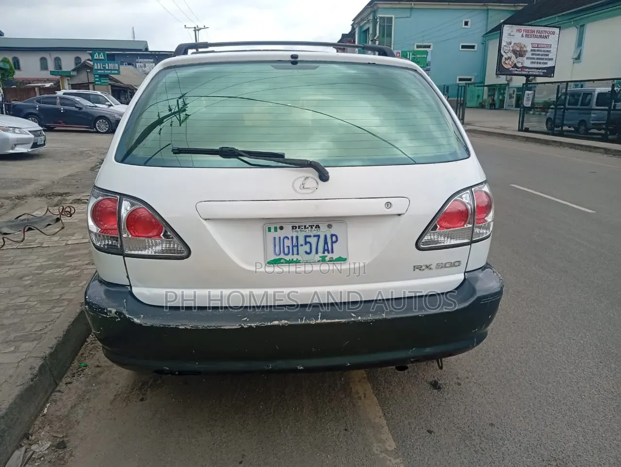 Lexus RX 2001 White