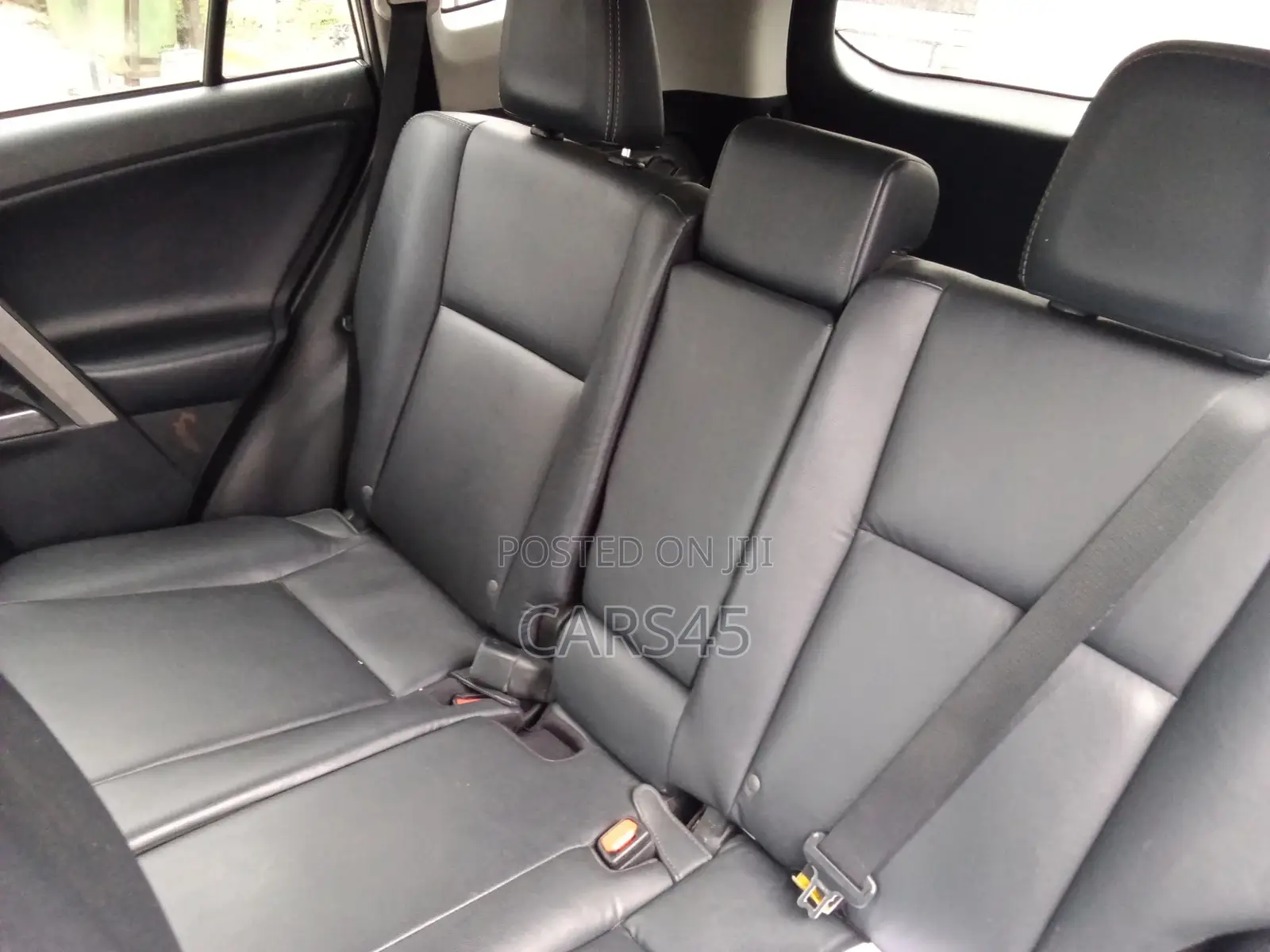 Toyota RAV4 2017 Silver