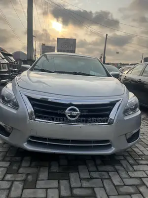 Nissan Altima 2015 Silver