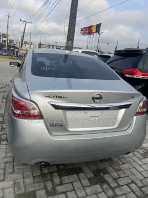Nissan Altima 2015 Silver