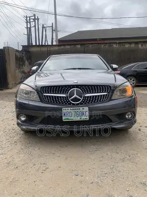 Mercedes-Benz C300 2009 Gray