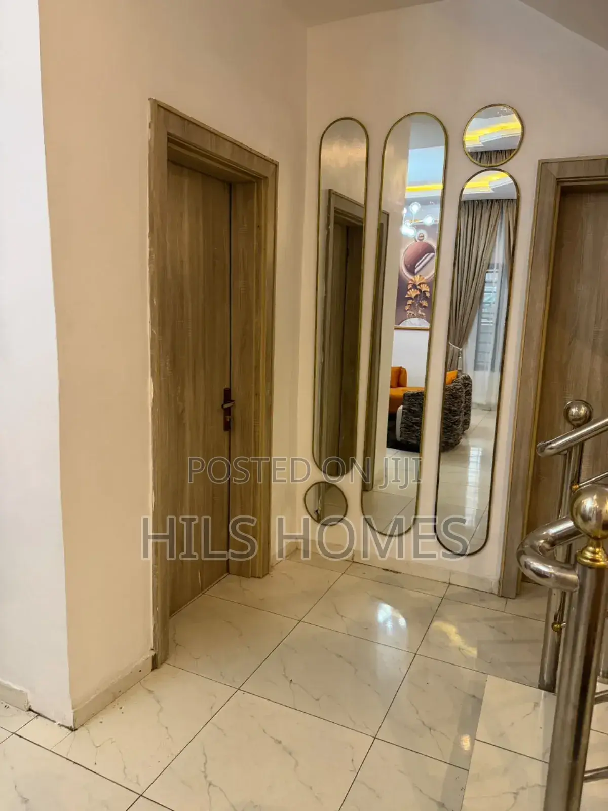 Furnished Room at Orchid