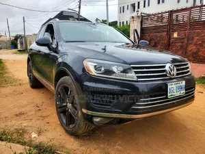 Volkswagen Touareg 2016 Black
