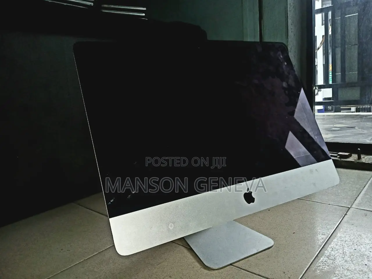 Desktop Computer Apple iMac 12GB Intel Core i3 HDD 1T