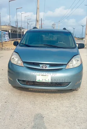 Toyota Sienna 2006 Blue