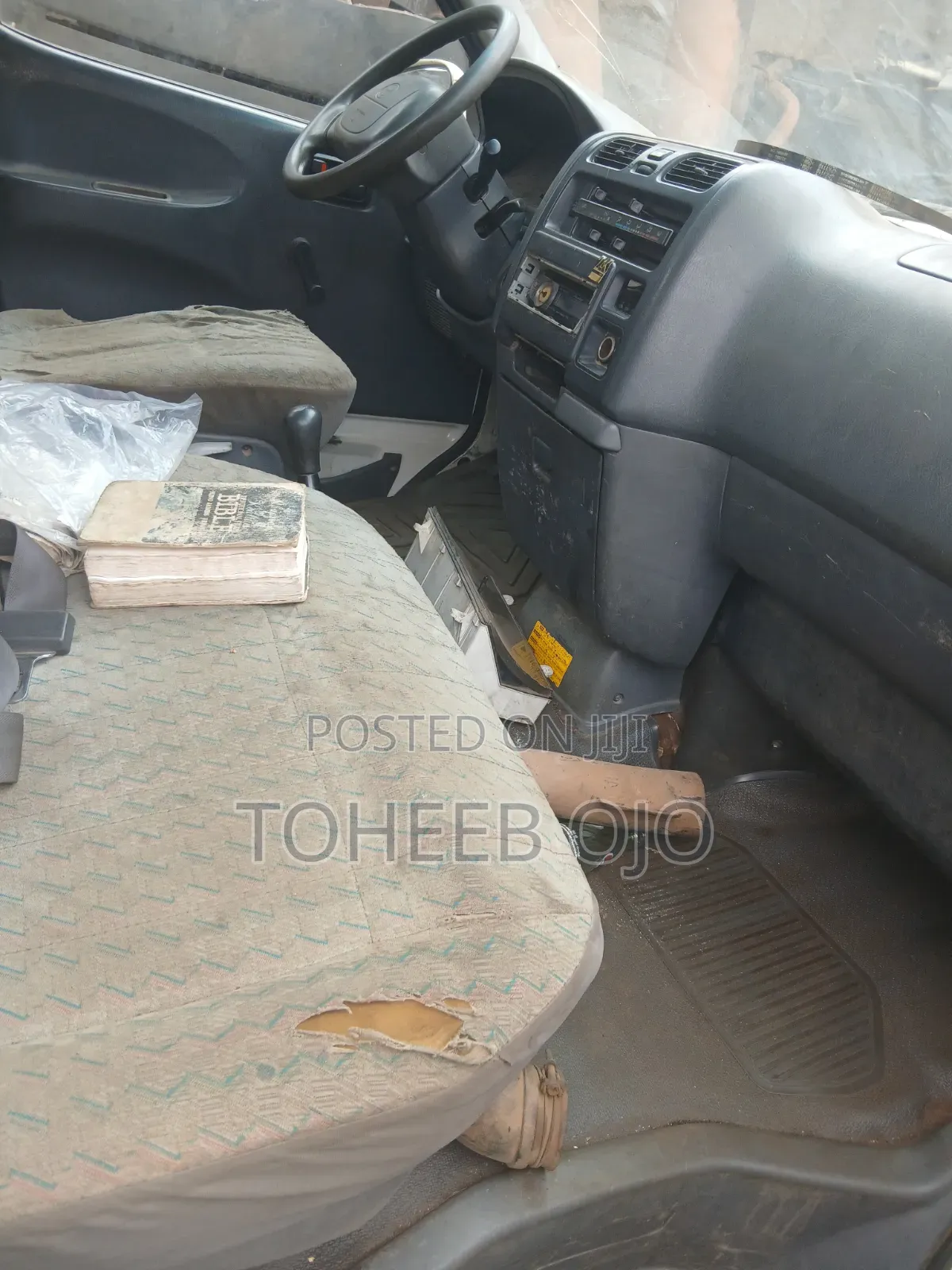 Toyota HiAce 1984 White